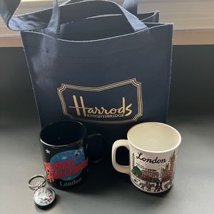 ALL THING LONDON Harrod’s Knightsbridge tote, 2 mugs and keychain